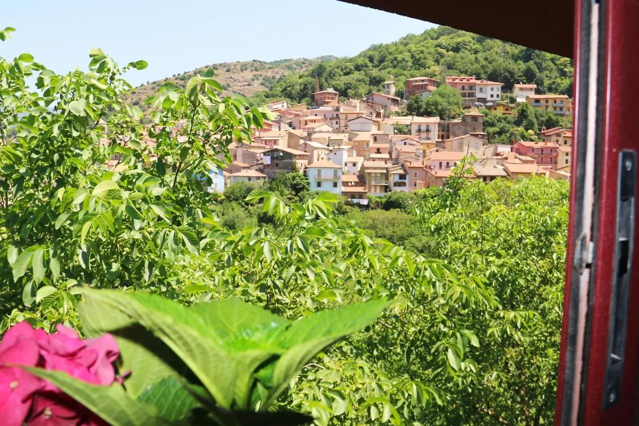 Casa Vacanze Il Giardino - Appartamento Nocciolo Aritzo 0*,